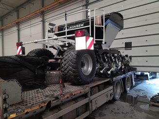 Semoir pour semis simplifié Agrisem mBOSS Rétractable