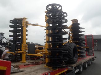 Déchaumeur à disques Agrisem Disc-O-Mulch Gold traîné Repliable