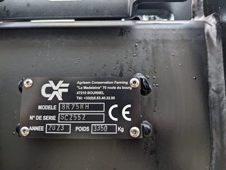 Semoir pour semis simplifié Agrisem Strip-Cat II porté Repliable