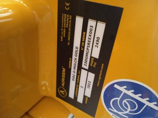 Déchaumeur à disques Agrisem Disc-O-Mulch Gold porté Fixe