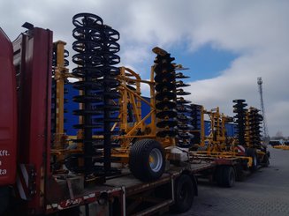 Déchaumeur à disques Agrisem Disc-O-Mulch Série R traîné Repliable