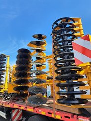 Déchaumeur à disques Agrisem Disc-O-Mulch Gold porté Repliable