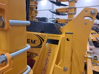 Déchaumeur à disques Agrisem Disc-O-Mulch Gold traîné Repliable