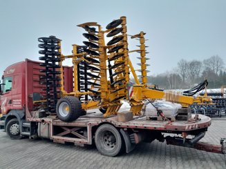 Déchaumeur à disques Agrisem Disc-O-Mulch Série R traîné Repliable