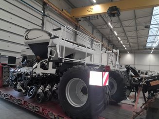 Semoir pour semis simplifié Agrisem mBOSS Rétractable