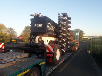 Semoir pour semis simplifié Agrisem BOSS