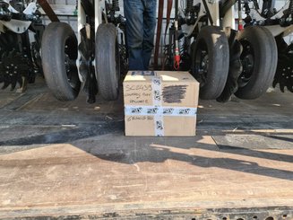 Semoir pour semis simplifié Agrisem Strip-Cat II porté Repliable