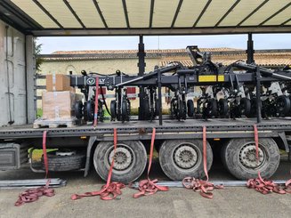 Semoir pour semis simplifié Agrisem Strip-Cat II porté Repliable