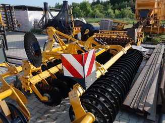 Déchaumeur à disques Agrisem Disc-O-Mulch Série R porté Fixe