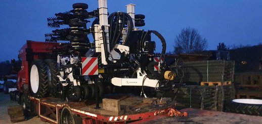 Semoir pour semis simplifié Agrisem Strip-Cat II traîné Repliable