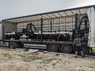 Semoir pour semis simplifié Agrisem Strip-Cat II porté Repliable