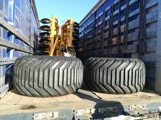 Déchaumeur Agrisem Maximulch Série 6 traîné Repliable