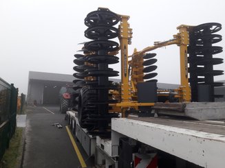 Déchaumeur à disques Agrisem Disc-O-Mulch Gold traîné Repliable