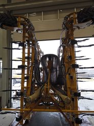 Semoir pour semis simplifié Agrisem Vibrosem porté Repliable