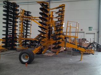 Déchaumeur à disques Agrisem Disc-O-Mulch Série R traîné Repliable