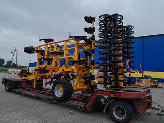 Déchaumeur à dents Agrisem Agromulch Gold traîné Repliable