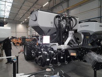 Semoir pour semis simplifié Agrisem mBOSS Rétractable