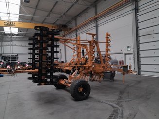 Déchaumeur à disques Agrisem Disc-O-Mulch Série R traîné Repliable