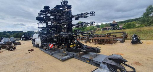 Semoir pour semis simplifié Agrisem Strip-Cat II traîné Repliable