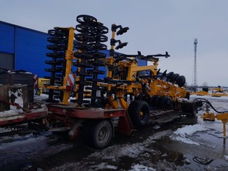 Déchaumeur Agrisem Maximulch Série 5 traîné Repliable