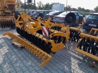 Déchaumeur à disques Agrisem Disc-O-Mulch Série R porté Fixe