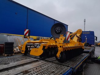 Déchaumeur à disques Agrisem Disc-O-Mulch Série R porté Fixe