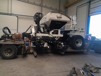 Semoir pour semis simplifié Agrisem mBOSS Rétractable