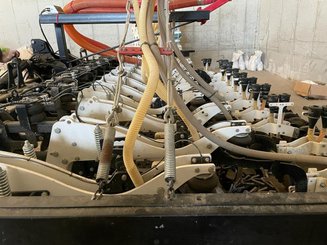 Semoir pour semis simplifié Agrisem Strip-Cat II porté Repliable