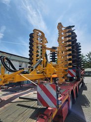 Déchaumeur à disques Agrisem Disc-O-Mulch Gold traîné Repliable