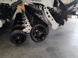 Semoir pour semis simplifié Agrisem mBOSS Rétractable