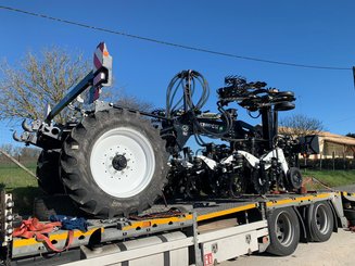 Semoir pour semis simplifié Agrisem Strip-Cat II traîné Repliable