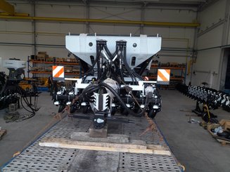 Semoir pour semis simplifié Agrisem mBOSS Rétractable