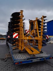 Déchaumeur à disques Agrisem Disc-O-Mulch Série R porté Repliable