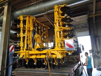 Déchaumeur Agrisem Turbomulch Extra Repliable