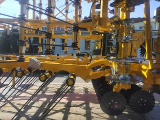 Déchaumeur Agrisem Turbomulch Extra Repliable