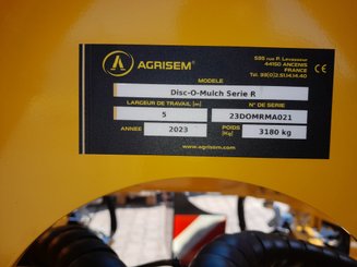 Déchaumeur à disques Agrisem Disc-O-Mulch Série R porté Repliable