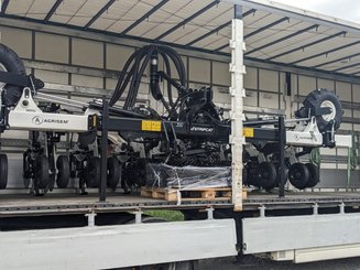 Semoir pour semis simplifié Agrisem Strip-Cat II porté Repliable