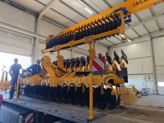 Déchaumeur Agrisem Maximulch Série 3 HD porté Fixe