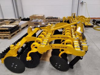 Déchaumeur à disques Agrisem Disc-O-Vigne