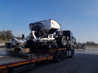 Semoir pour semis simplifié Agrisem mBOSS Rétractable