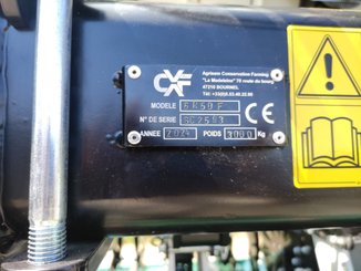 Semoir pour semis simplifié Agrisem Strip-Cat II porté Fixe