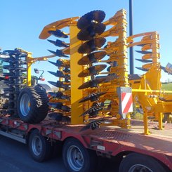 Déchaumeur à disques Agrisem Disc-O-Mulch Gold traîné Repliable