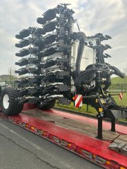 Semoir pour semis simplifié Agrisem BOSS Trainé 4/7.5m