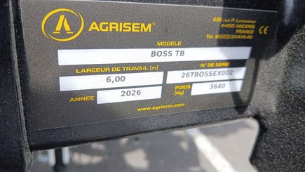 Semoir pour semis simplifié Agrisem BOSS Repliable