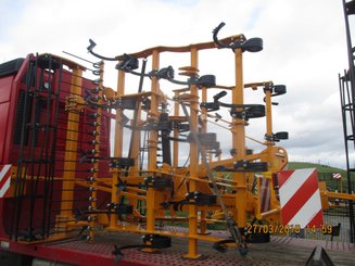 Déchaumeur à dents Agrisem Vibromulch porté Repliable