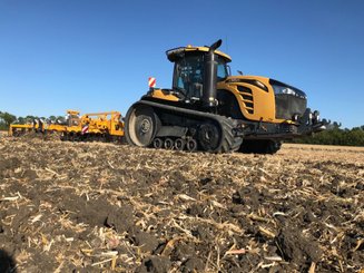 Déchaumeur Agrisem Maximulch Série 5 traîné Repliable