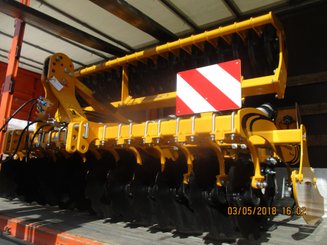 Déchaumeur Agrisem Maximulch Série 3 porté Fixe