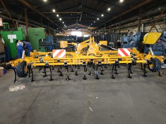 Déchaumeur à dents Agrisem Vibromulch porté Repliable