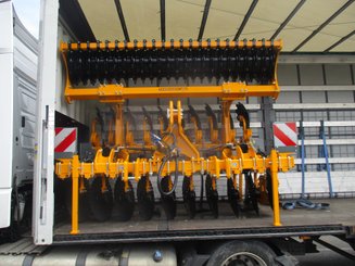 Déchaumeur Agrisem Maximulch Série 3 HD porté Fixe