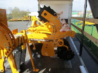 Déchaumeur à disques Agrisem Disc-O-Mulch Gold porté Repliable